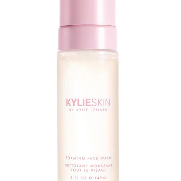 🥝NWT KYLIE SKIN FOAMING FACE WASH 🥝 - Picture 3 of 11